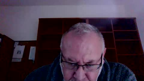 justme196756 online show from December 19, 5:42 pm