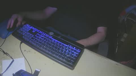 Justme39057 online show from January 24, 8:32 pm