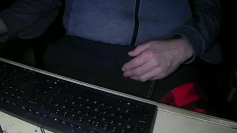 Snapshot of justme39057 chatting on February 4, 4:46 pm Justme39057 online show from February 4, 4:46 pm