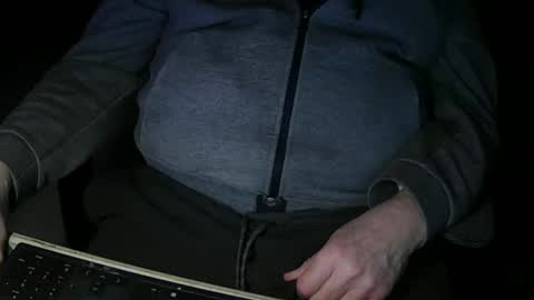 Snapshot of justme39057 chatting on February 11, 5:07 pm Justme39057 online show from February 11, 5:07 pm