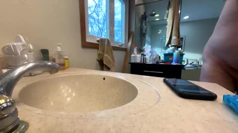 justmeagain111 online show from January 3, 2:51 pm