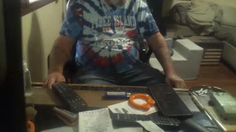 Snapshot of justmeohio chatting on June 1, 10:00 pm justmeohio online show from June 1, 10:00 pm