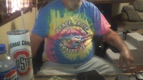 Snapshot of justmeohio chatting on June 7, 2:10 pm justmeohio online show from June 7, 2:10 pm
