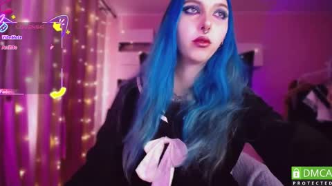 justmeowgirl online show from November 1, 4:36 am