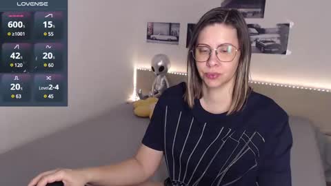 Julie online show from January 27, 4:52 am