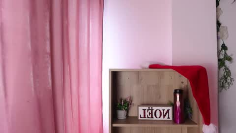 Nala online show from December 19, 2:24 pm