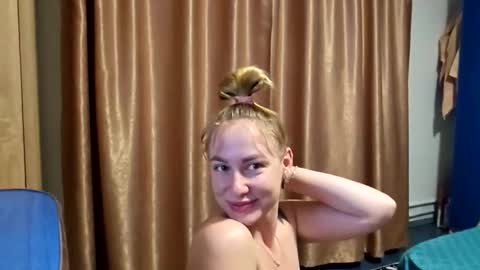 Snapshot of justonetime333 chatting on December 16, 6:49 pm Ana online show from December 16, 6:49 pm