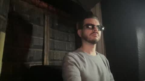 M. Dean online show from December 22, 4:31 am