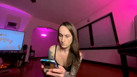 juustchloo online show from January 15, 4:06 am