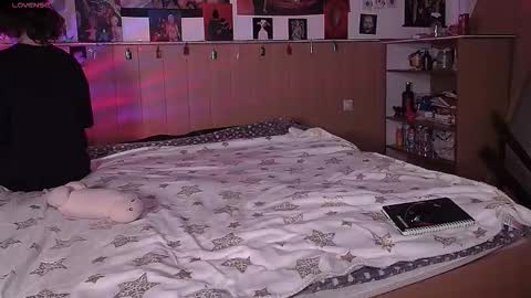 Juuzou hehim u can call me Juz online show from December 21, 7:43 pm