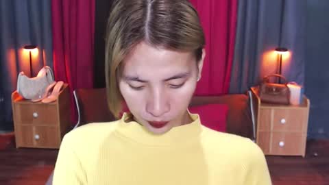 Snapshot of jv_mushroomhead chatting on January 26, 5:23 am Akii online show from January 26, 5:23 am