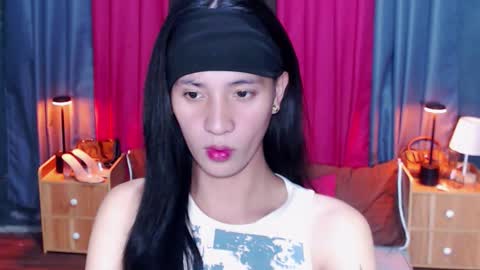 Snapshot of jv_mushroomhead chatting on September 10, 6:35 am Akii online show from September 10, 6:35 am