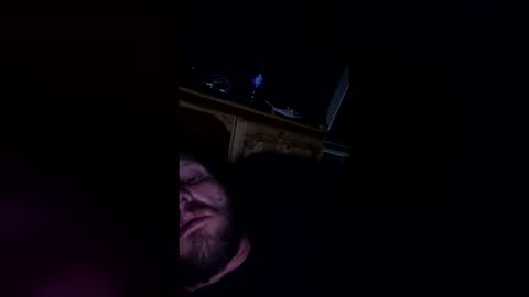 Snapshot of jwallsjr1987 chatting on April 16, 7:31 am jwallsjr1987 online show from April 16, 7:31 am