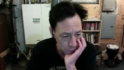 tinychinychubby online show from December 6, 8:05 am