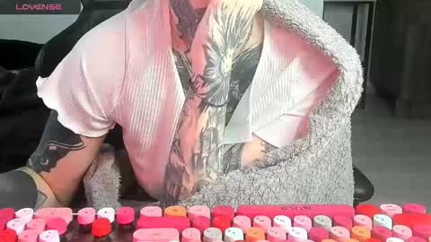 Alice online show from April 26, 4:54 am