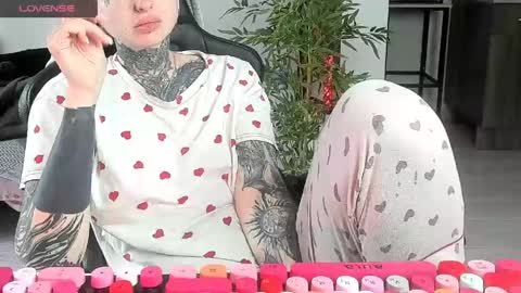 Alice online show from May 6, 2:00 pm