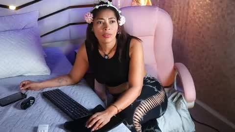 kaarol_sm online show from May 24, 3:11 am