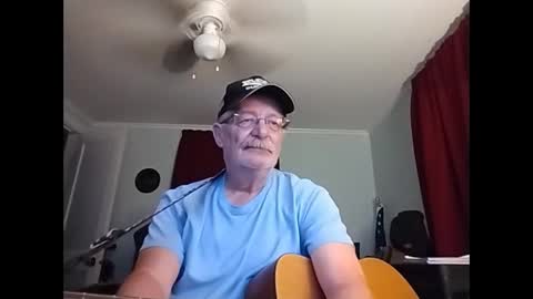 kabriggs137 online show from February 26, 2:04 am