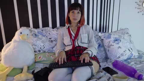 Snapshot of kad_kad chatting on December 27, 7:35 pm Kanela online show from December 27, 7:35 pm