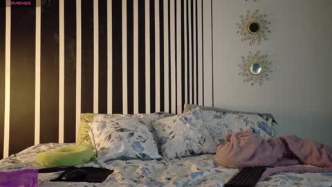 Snapshot of kad_kad chatting on January 15, 7:23 pm Kanela online show from January 15, 7:23 pm