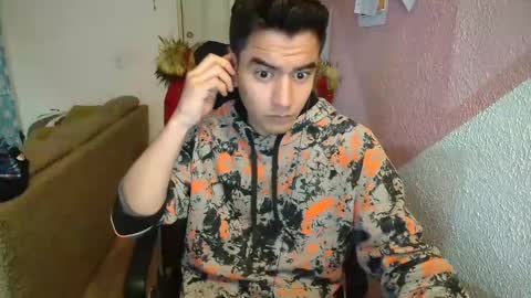 Snapshot of kael_art_d chatting on December 7, 12:30 am kael_art_d online show from December 7, 12:30 am