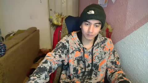 Snapshot of kael_art_d chatting on December 7, 3:36 am kael_art_d online show from December 7, 3:36 am