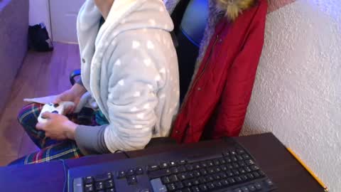 Snapshot of kael_art_d chatting on December 29, 6:05 pm kael_art_d online show from December 29, 6:05 pm