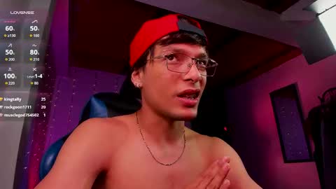 Snapshot of kael_owens chatting on September 12, 10:37 am Kael Owens online show from September 12, 10:37 am