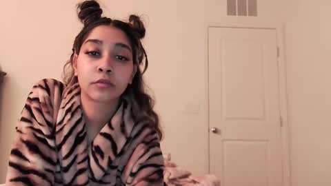 Snapshot of kaelagreen chatting on January 18, 10:52 am kaelagreen online show from January 18, 10:52 am