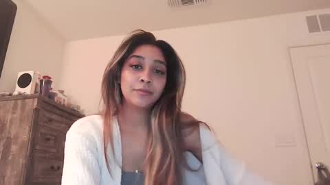 Snapshot of kaelagreen chatting on January 19, 8:18 am kaelagreen online show from January 19, 8:18 am