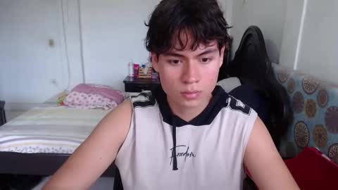 kafer online show from December 4, 8:39 pm