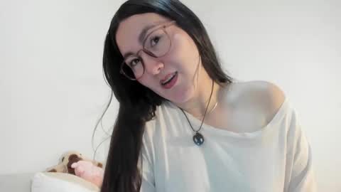 Snapshot of kaguyahara chatting on September 22, 2:52 pm ChloeIndependient model online show from September 22, 2:52 pm