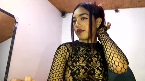 KAHELIINDEPENDENT MODEL online show from December 22, 10:04 pm