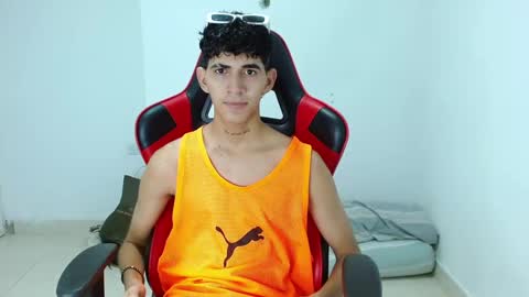 Kai online show from December 12, 5:52 am