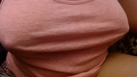 Snapshot of kai_rayne chatting on December 10, 11:43 am Kai online show from December 10, 11:43 am