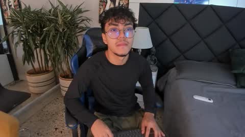 kai_storn online show from March 7, 11:29 am