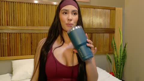 Snapshot of kaiawhite chatting on April 23, 9:50 pm kaiawhite online show from April 23, 9:50 pm