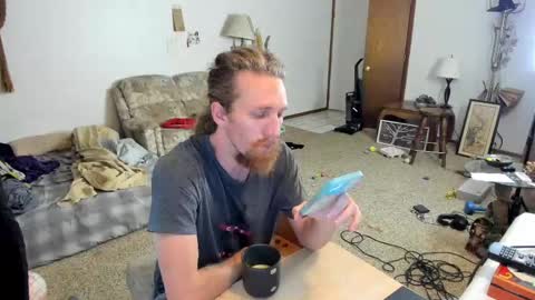 Snapshot of kaiku77 chatting on September 16, 5:36 pm Kaiku77 online show from September 16, 5:36 pm
