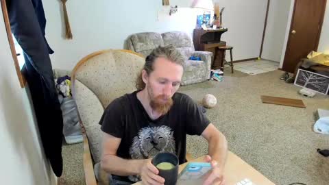 Snapshot of kaiku77 chatting on September 23, 7:06 pm Kaiku77 online show from September 23, 7:06 pm