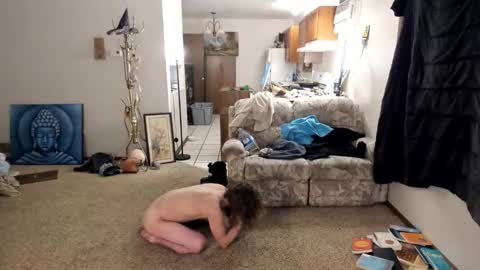 Kaiku77 online show from December 4, 6:34 am