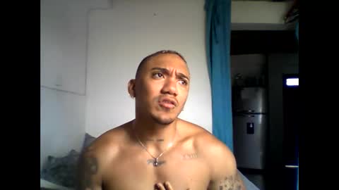 Snapshot of kail_1111 chatting on December 2, 5:30 pm kail_1111 online show from December 2, 5:30 pm