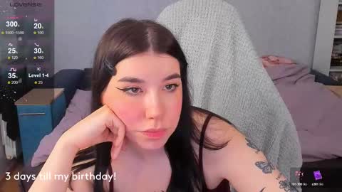 Snapshot of kailey_harris chatting on February 25, 6:09 pm Kailey NONUDE online show from February 25, 6:09 pm