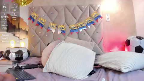 Snapshot of kailinmoon chatting on July 6, 3:03 pm Kailin online show from July 6, 3:03 pm