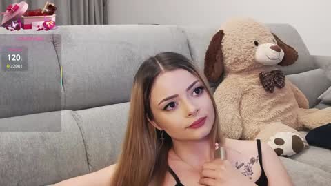 Snapshot of kailyn_moen01 chatting on February 8, 9:04 pm Kailyn online show from February 8, 9:04 pm