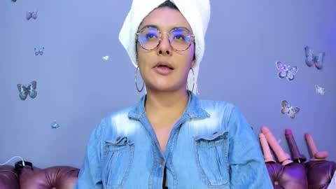 Snapshot of kaira_mosse_ chatting on October 18, 11:55 am kaira_mosse_ online show from October 18, 11:55 am