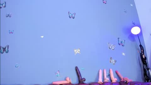 Snapshot of kaira_mosse_ chatting on November 8, 11:21 am kaira_mosse_ online show from November 8, 11:21 am