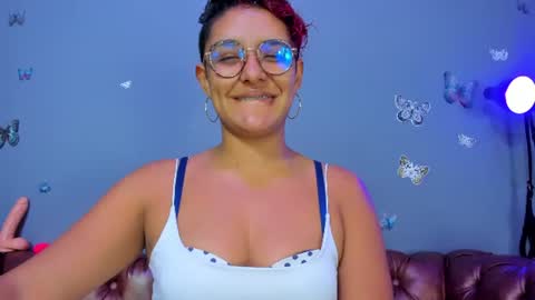 Snapshot of kaira_mosse_ chatting on June 12, 3:11 pm kaira_mosse_ online show from June 12, 3:11 pm