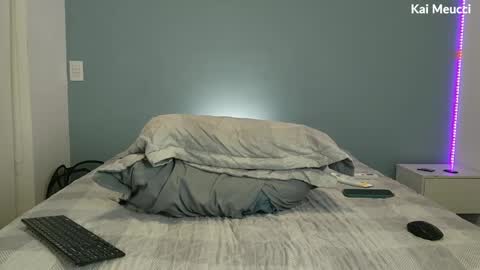 Kairos Meucci online show from February 12, 10:59 pm