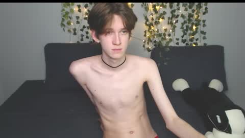 slutkai online show from September 27, 8:25 pm