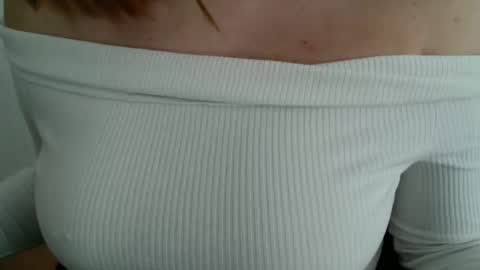 Kaitlin online show from April 10, 10:09 am